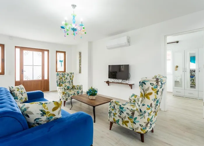 Portakal Blossom Vila *